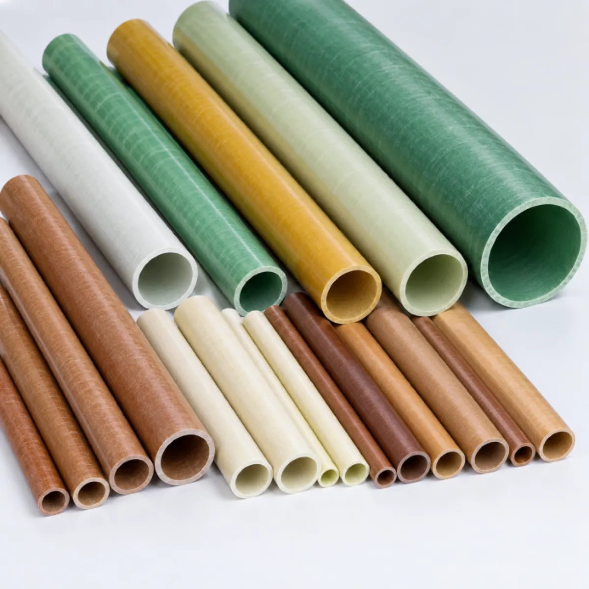 Diferentes tubos aislantes laminados